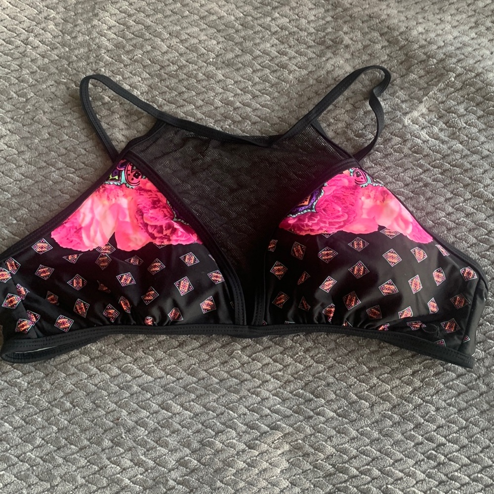 Bikini top